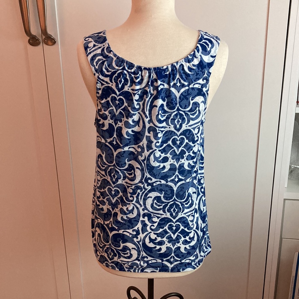 INC International sleeveless shirt - Picture 3 of 5